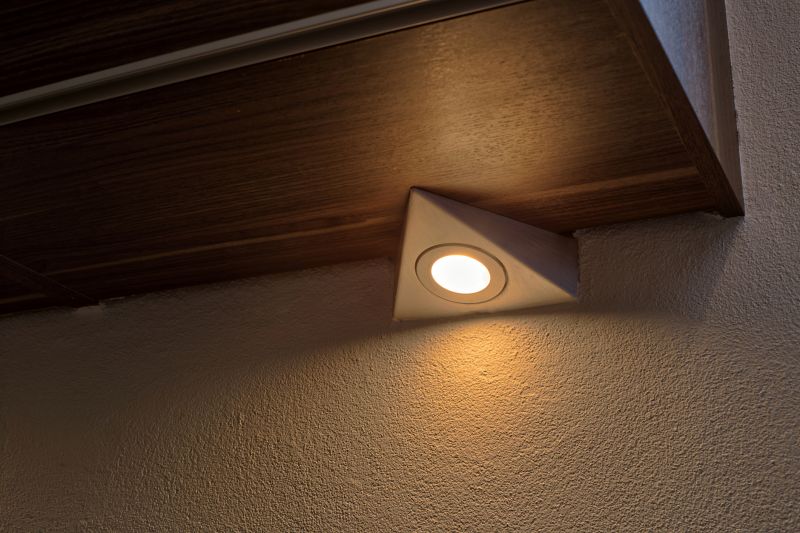 Light Bulbs Replacement in Kansas City, KS
